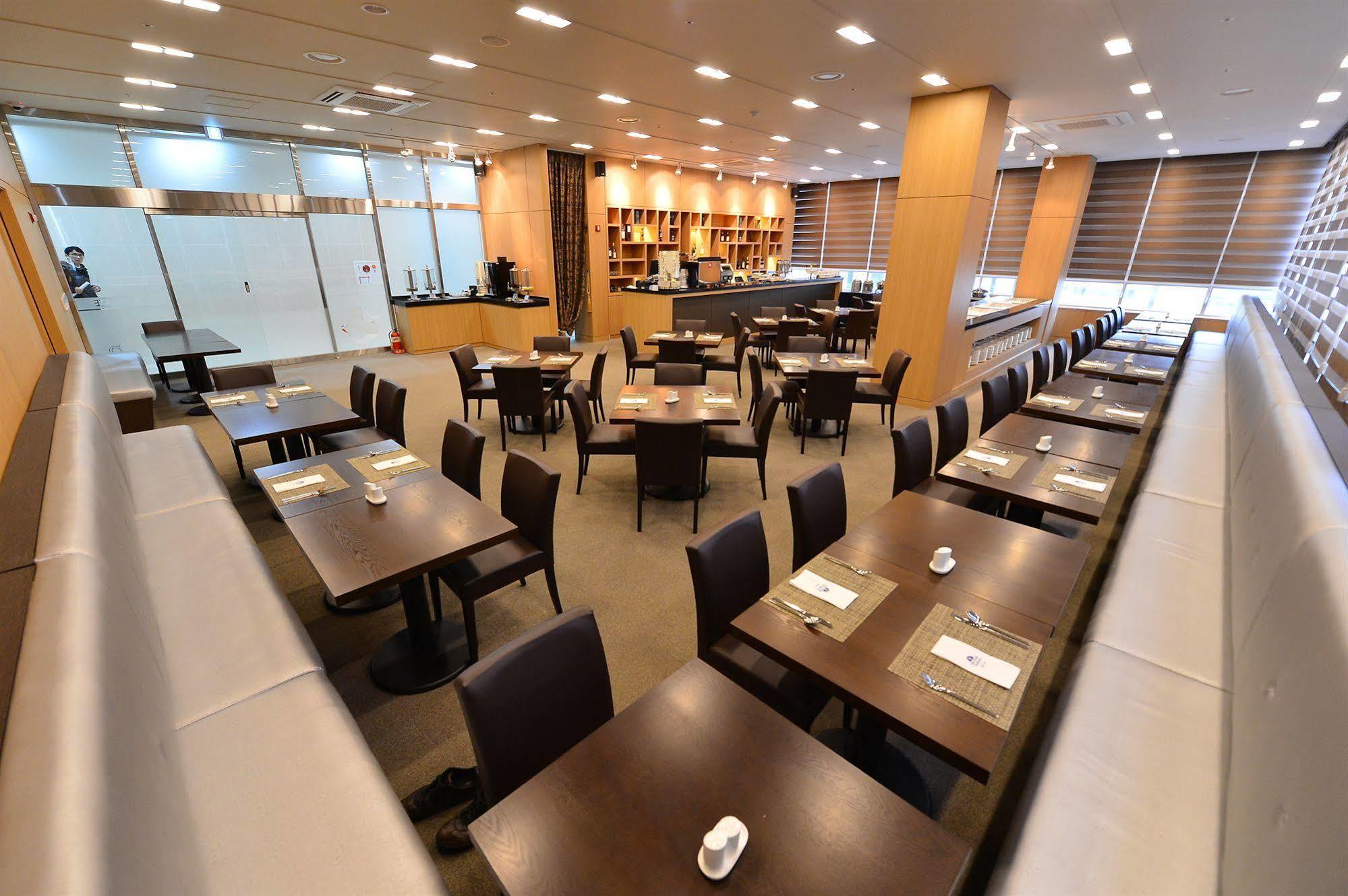 Haeden Hotel High End Suwon Exterior foto